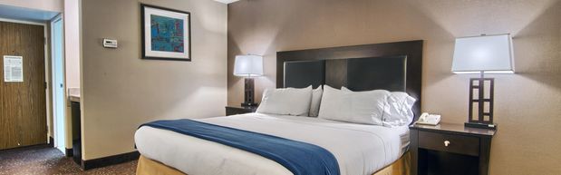 Images Holiday Inn Express Detroit-Birmingham