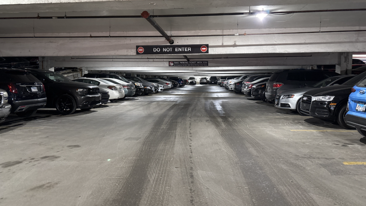 LAZ Parking - Presidential Towers Garage