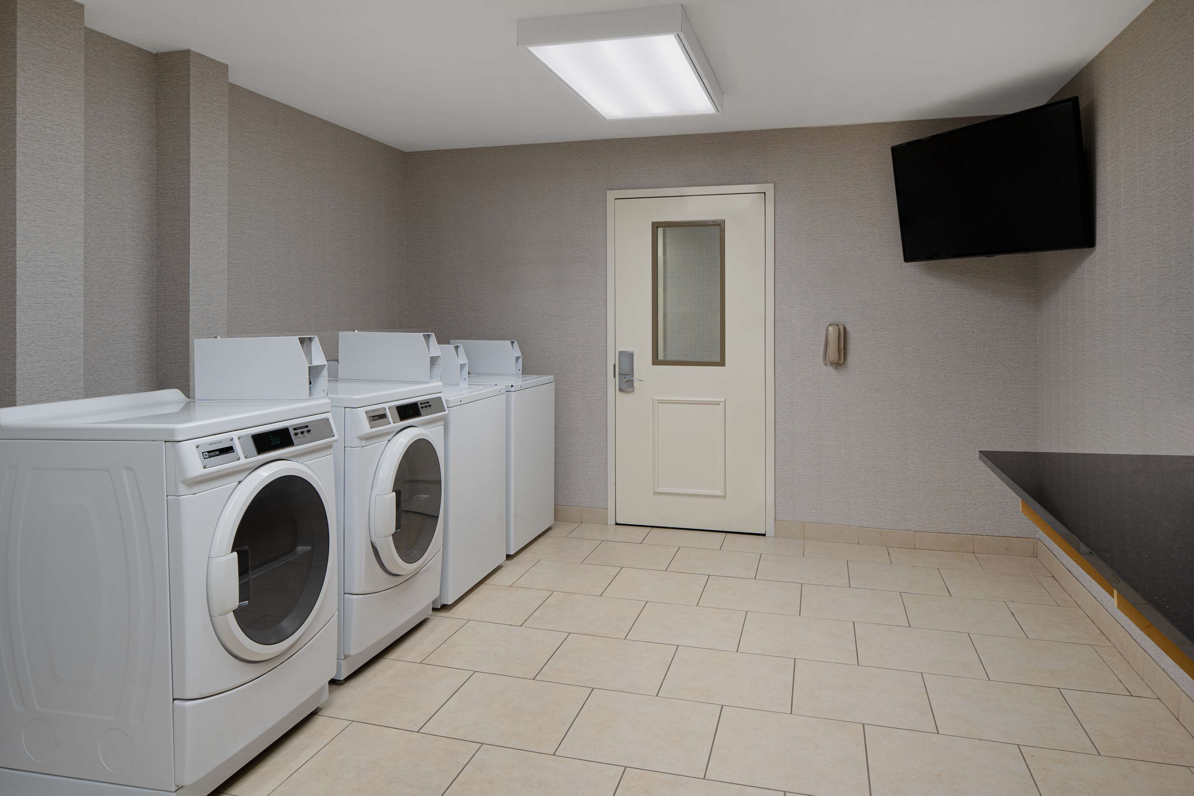 Homewood Suites by Hilton Carle Place Garden City, NY Hotel Carle