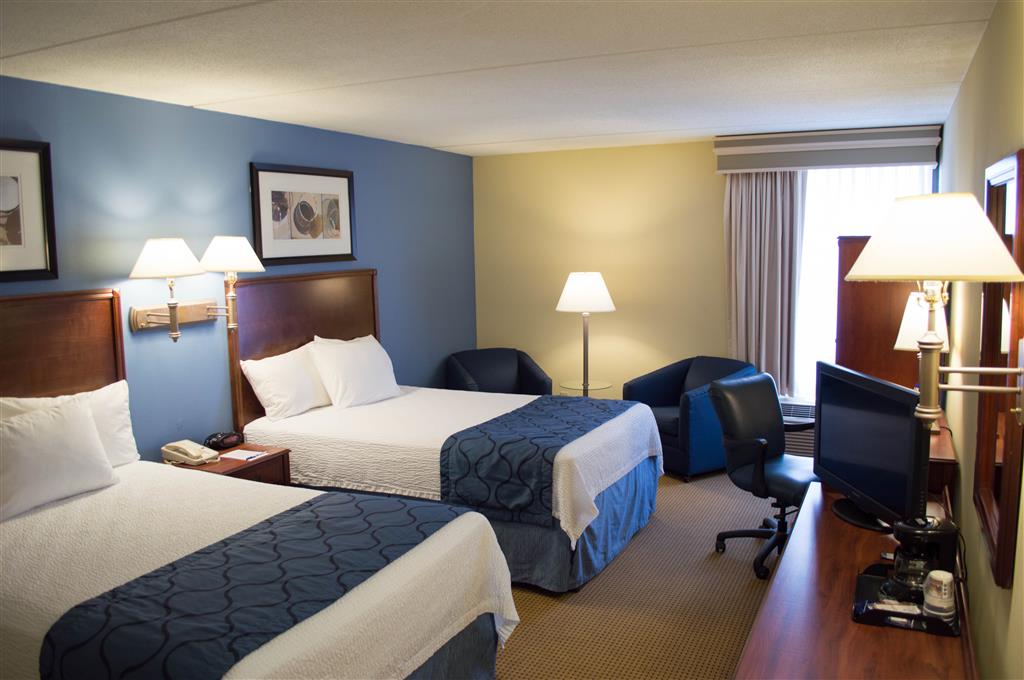 Best Western Plus Portsmouth-Chesapeake Hotel Image