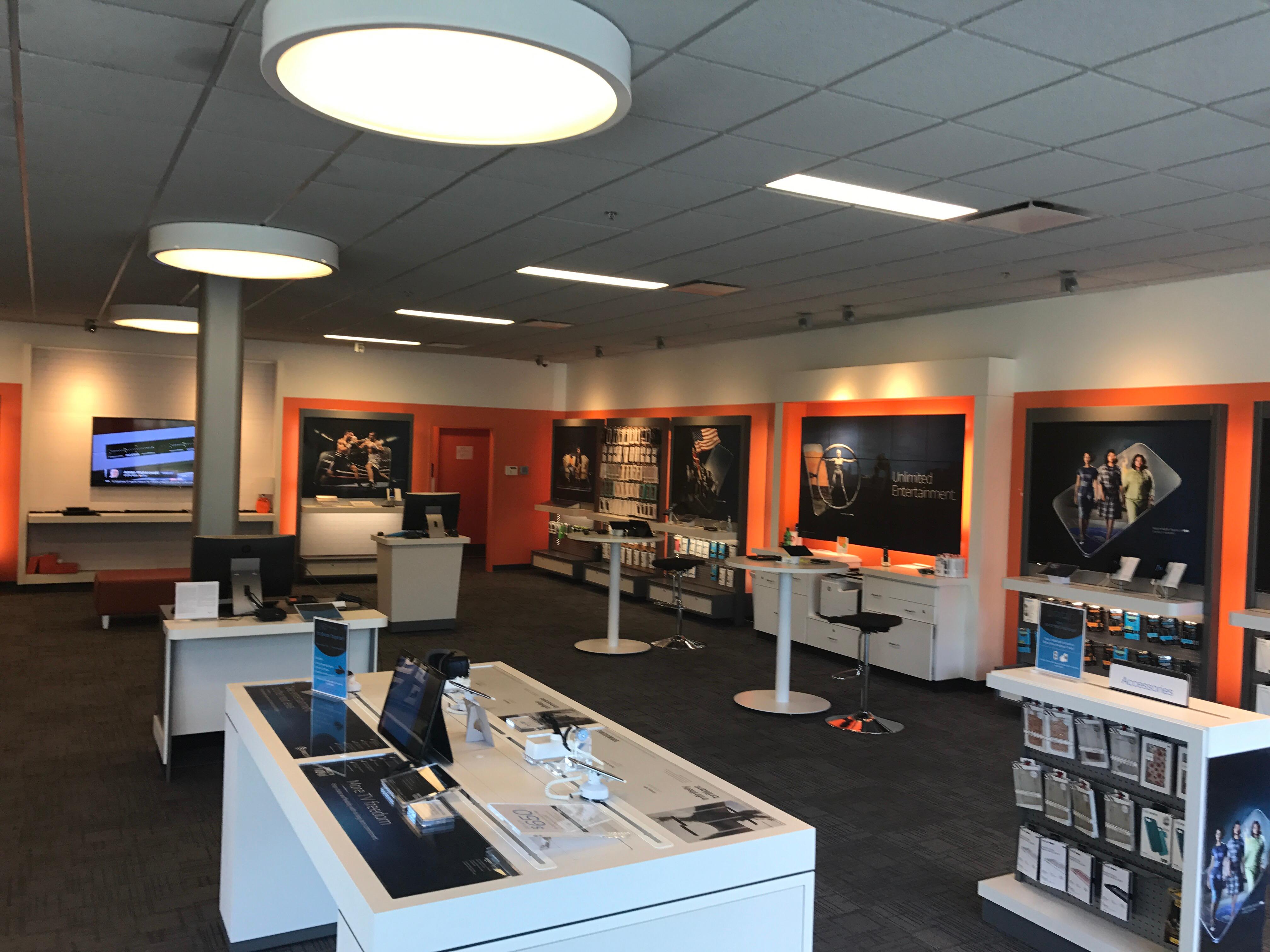 AT&T Store Photo