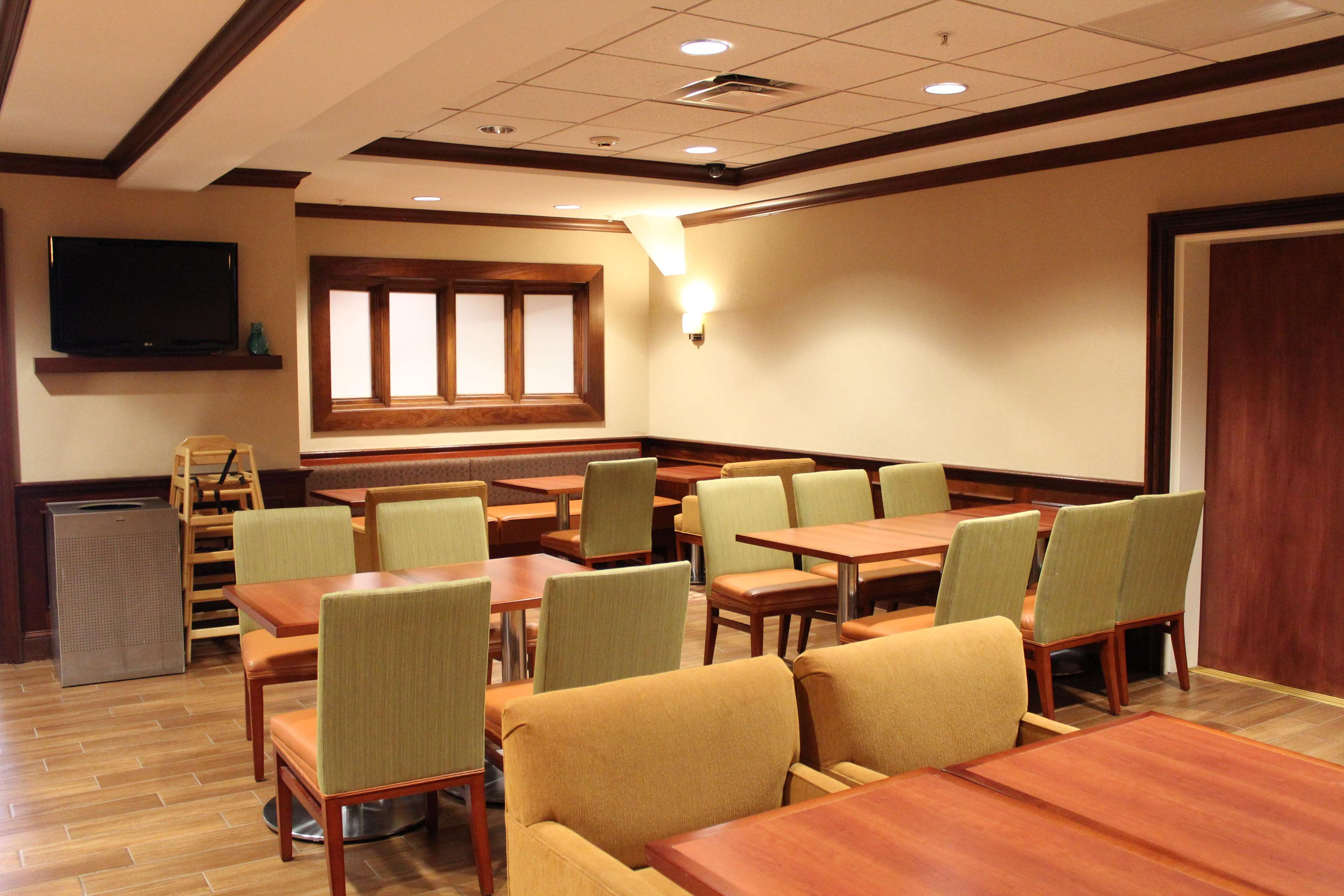 Hampton Inn Long Island - Brookhaven Photo