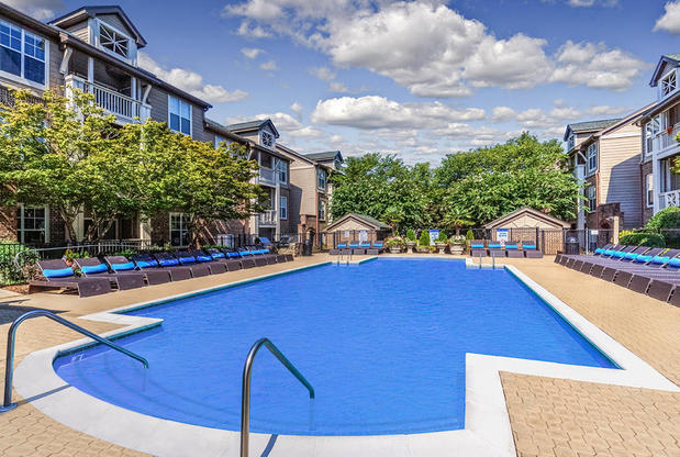 Images Camden Ballantyne Apartments