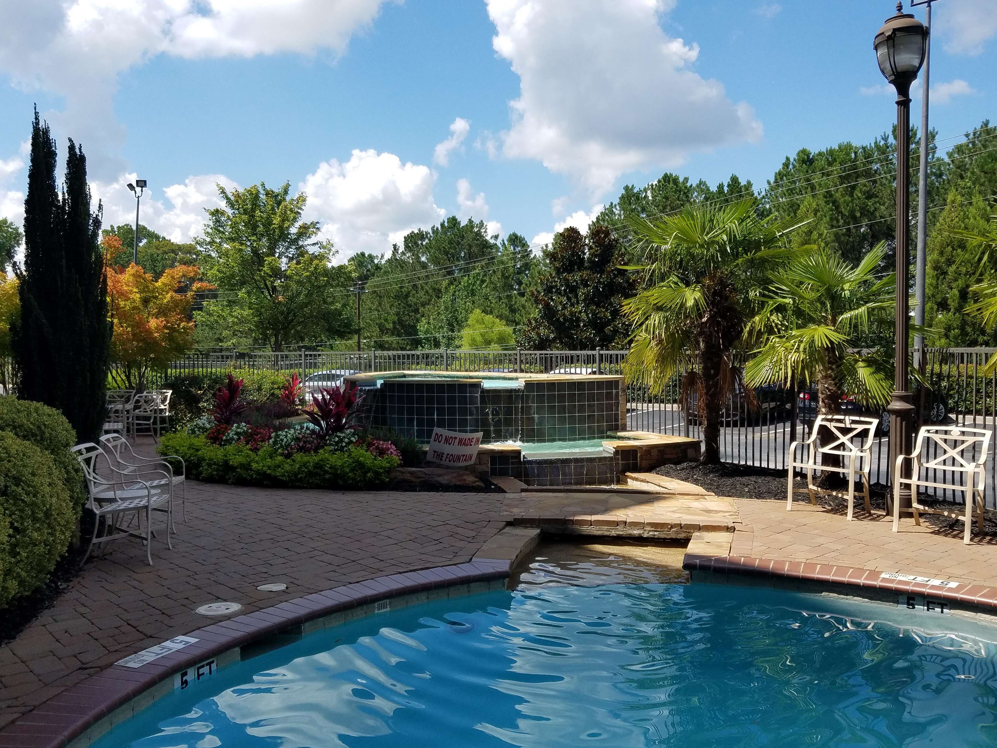 Hampton Inn & Suites ATL-Six Flags Photo