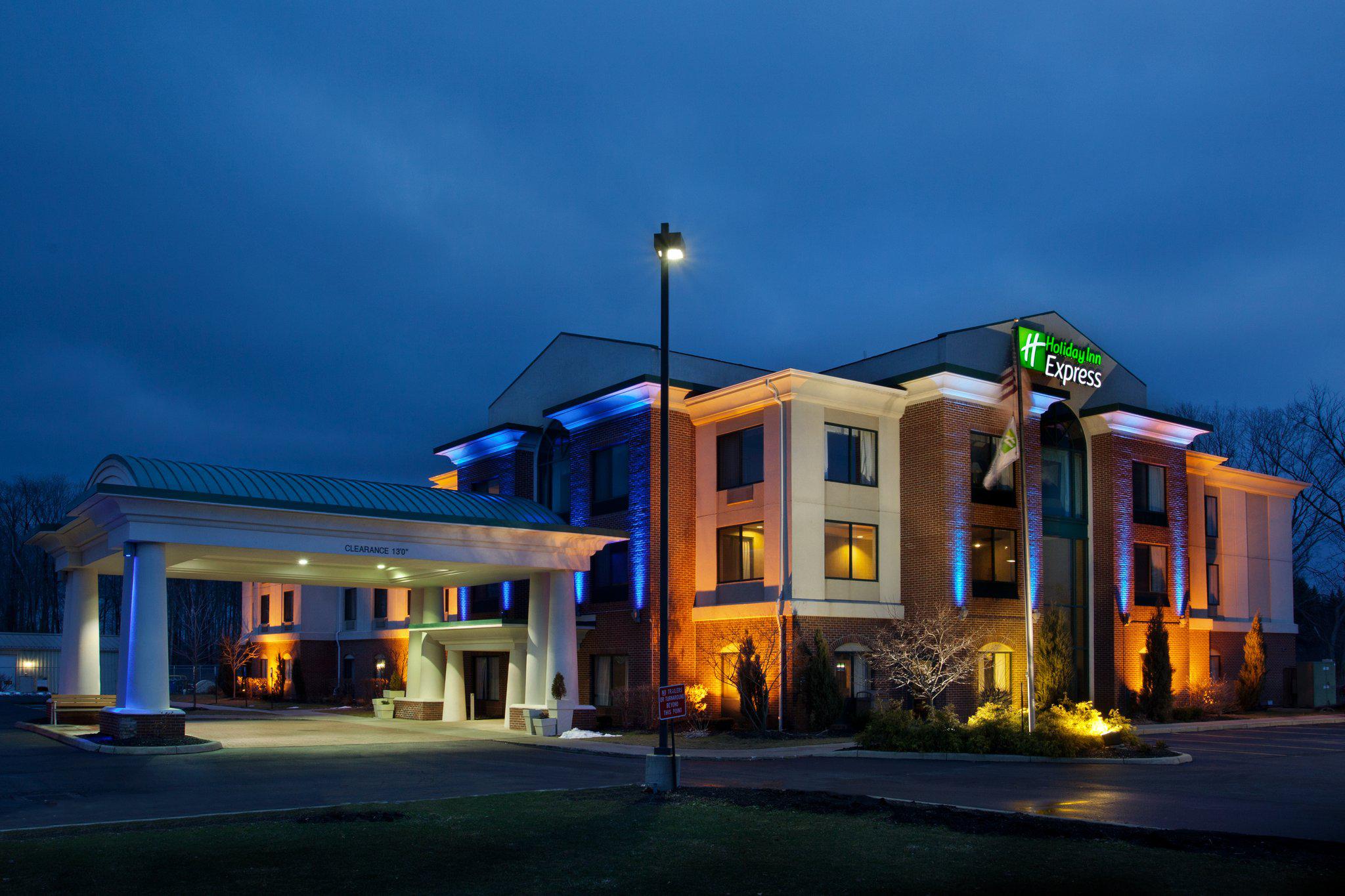 Holiday Inn Express & Suites Youngstown (N. Lima/Boardman) Photo