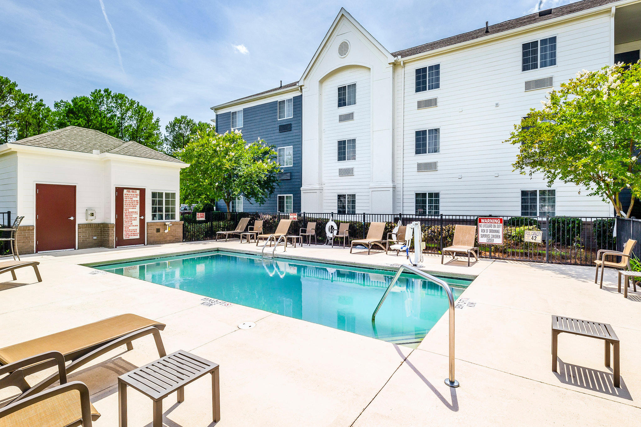 Candlewood Suites Savannah Airport Photo