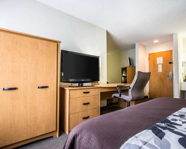 Images Sleep Inn & Suites Airport