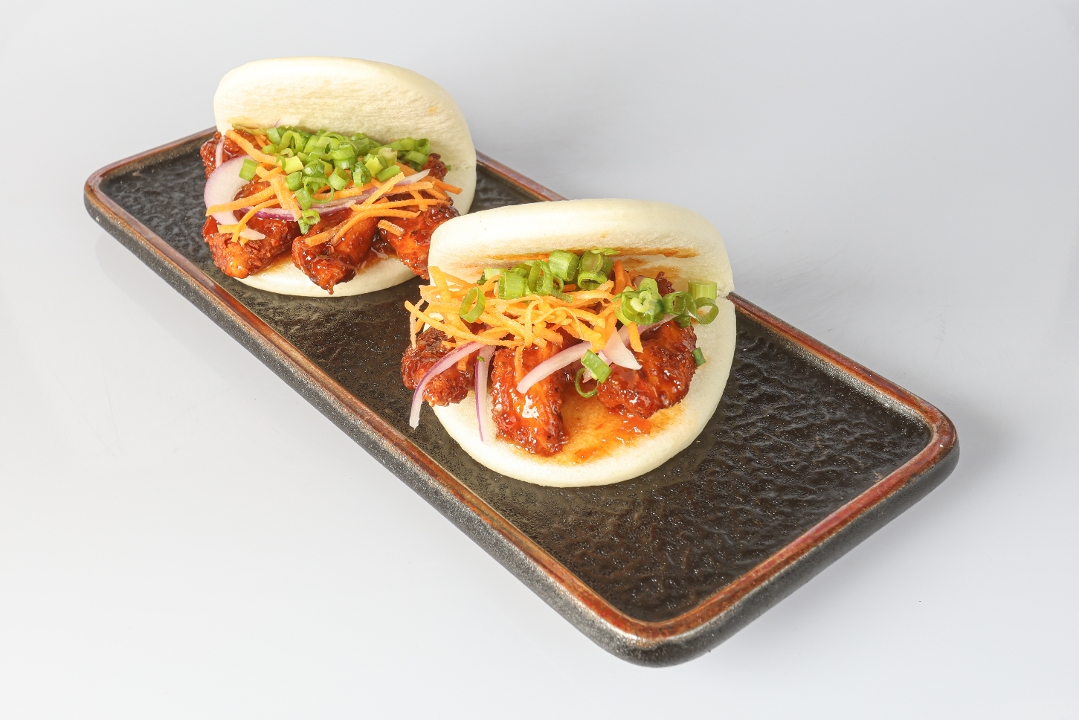 Crispy Chicken Bao