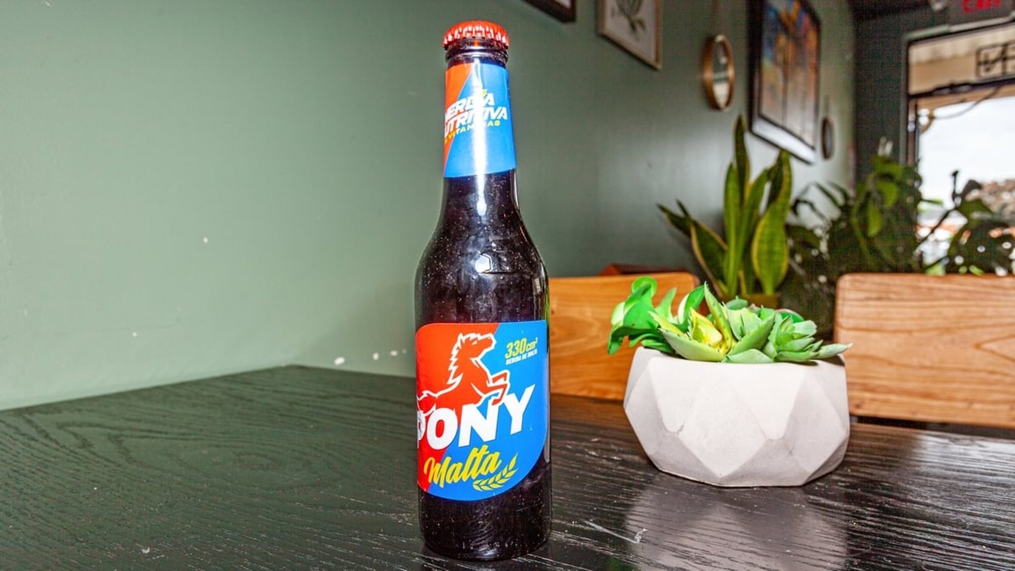 Pony Malta
