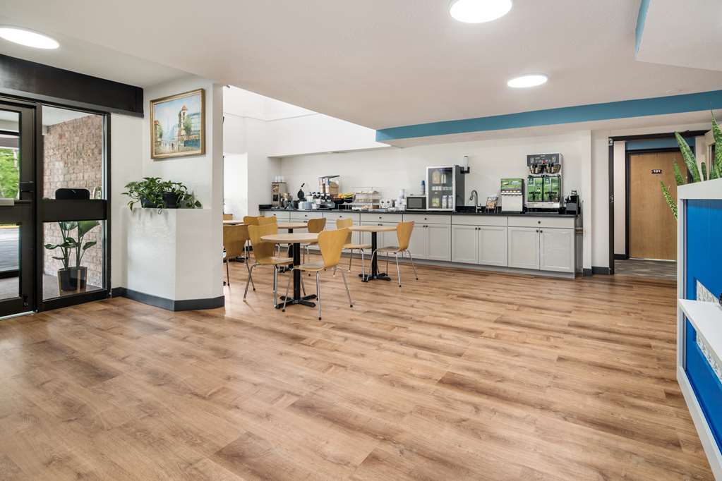 SureStay by Best Western Lewiston Auburn Area Image