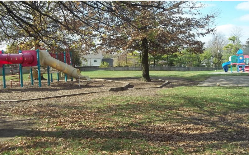 Our teachers love the opportunity to take the learning outdoors.  We have plenty of space to explore the wonders of nature and enhance our classroom learning.