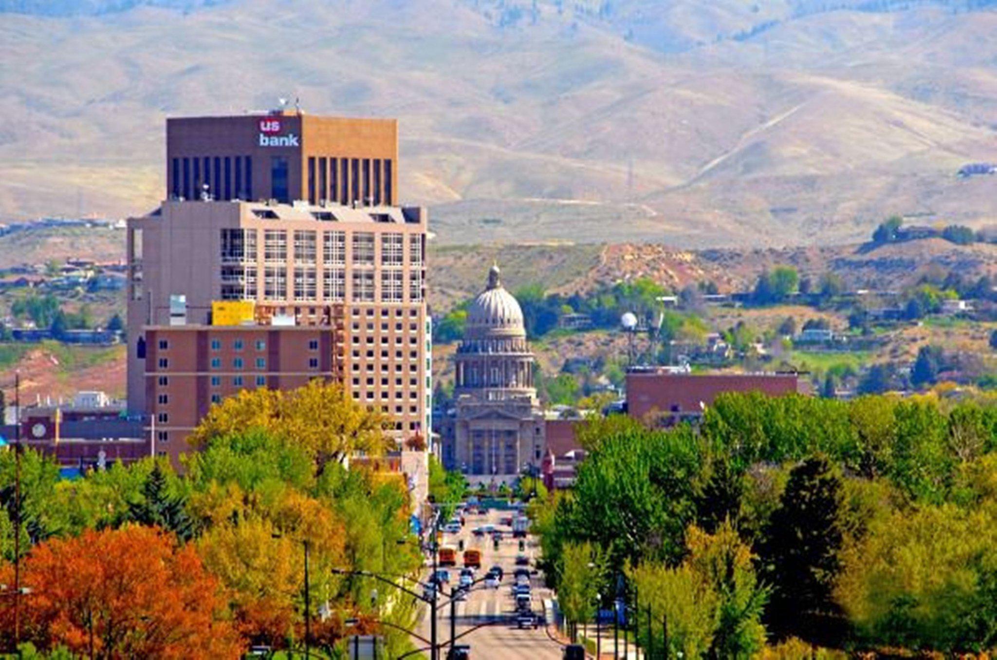 Holiday Inn Express & Suites Boise West - Meridian Photo