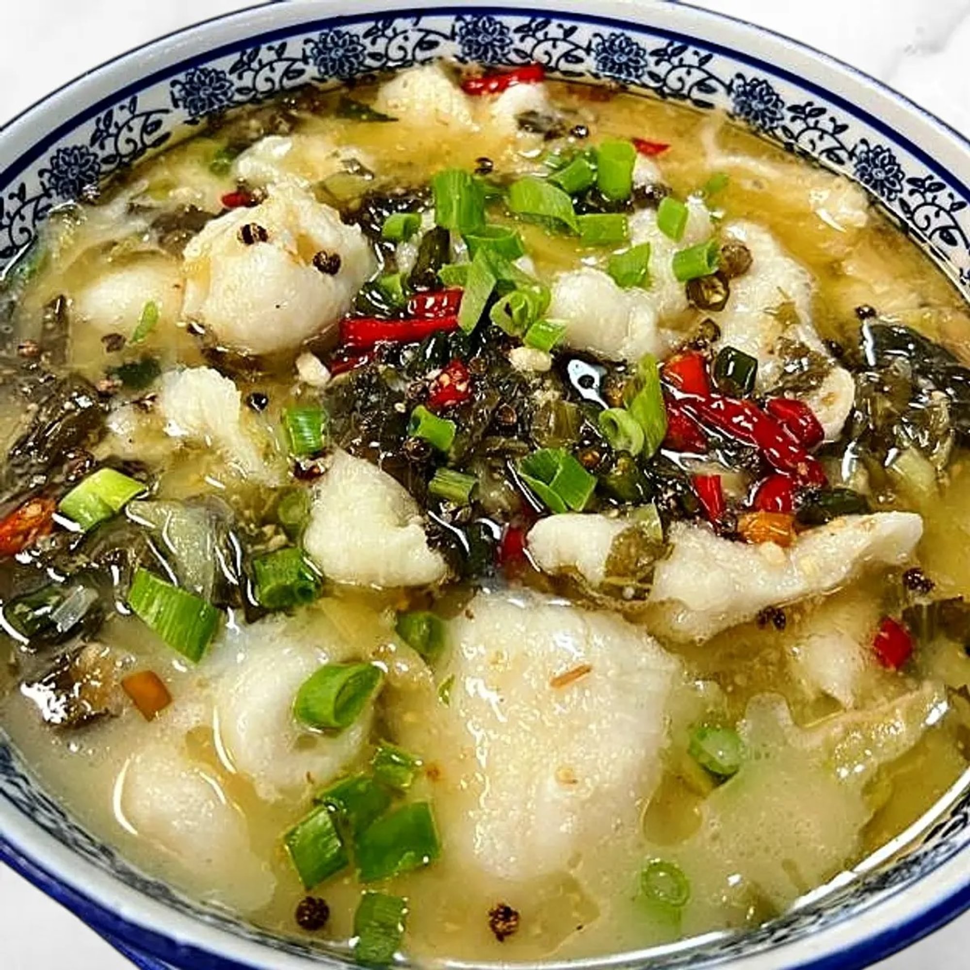 Fish Fillet with Clear Noodle in Szechuan Pickle Soup酸菜鱼