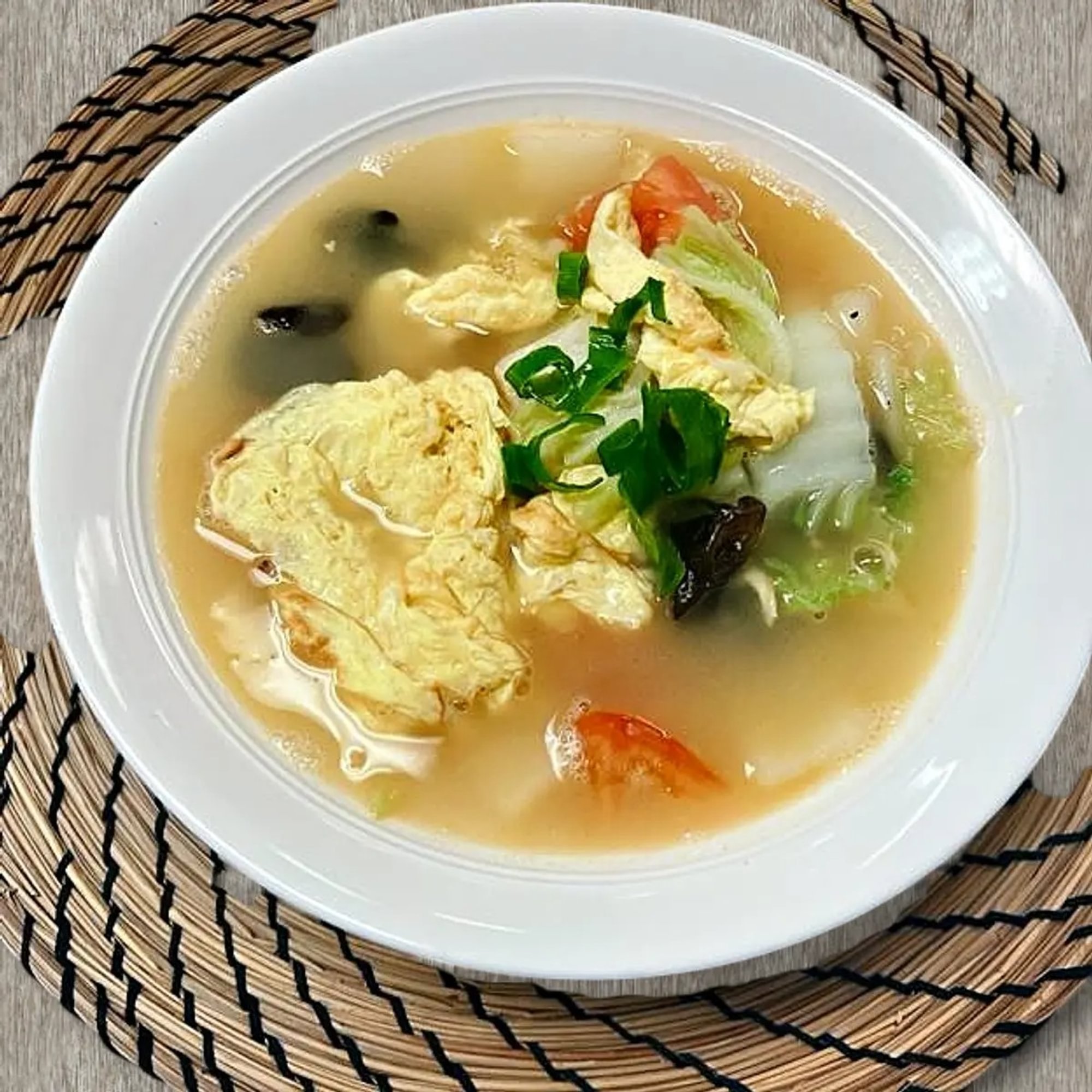 Fried Eggs Soup 煎蛋汤