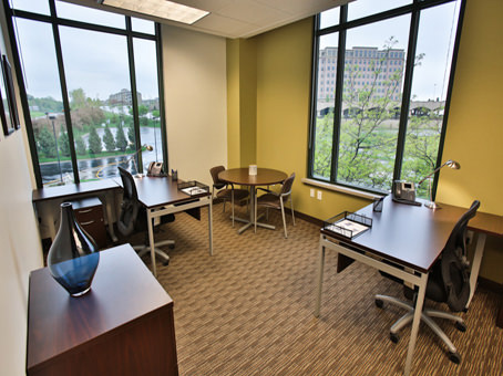 Regus - Missouri, Kansas City - Briarcliff Photo