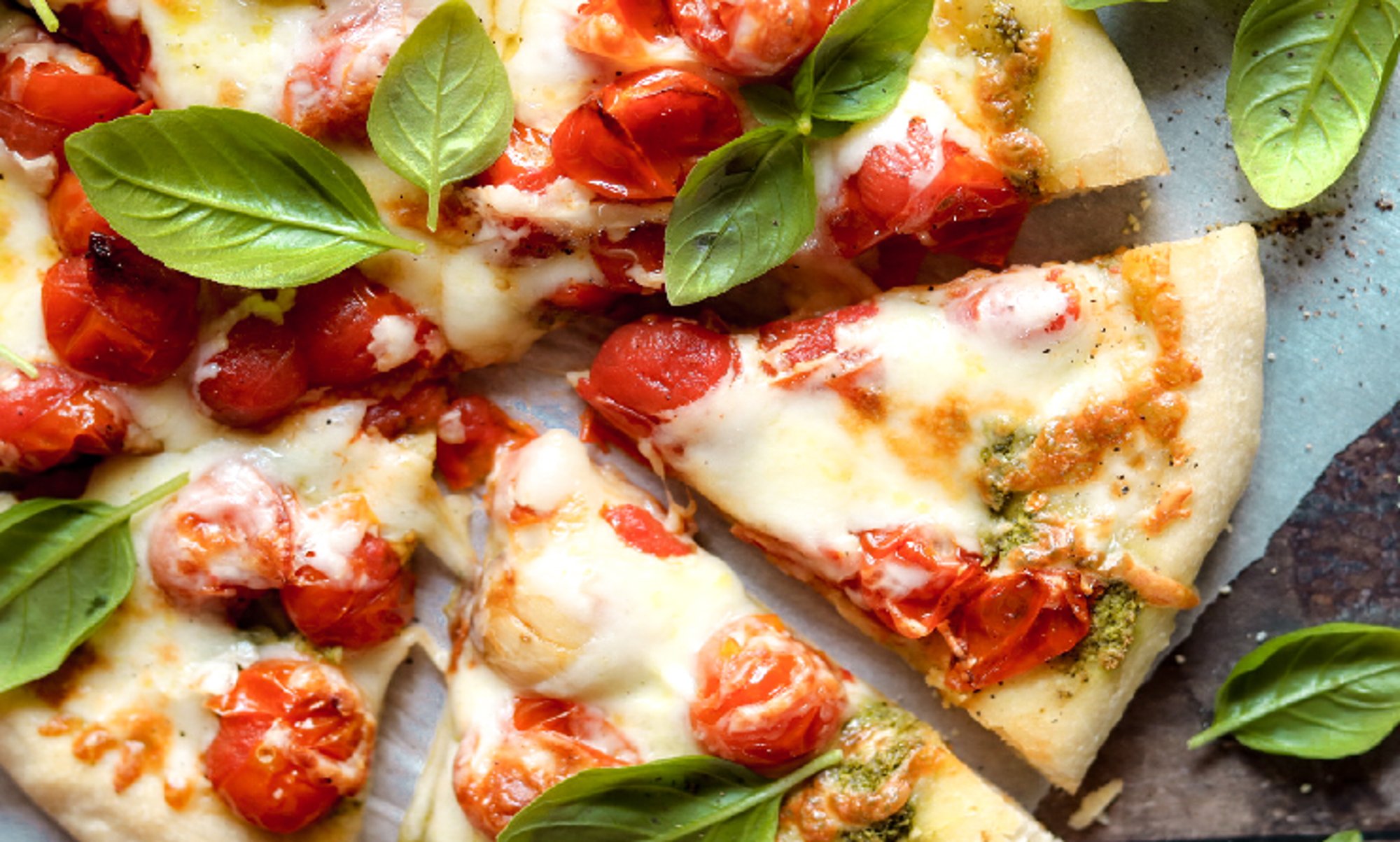 Basil, Pesto & Tomato Pizza