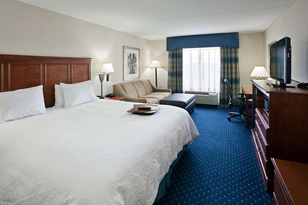 Hampton Inn Clifton Park Image