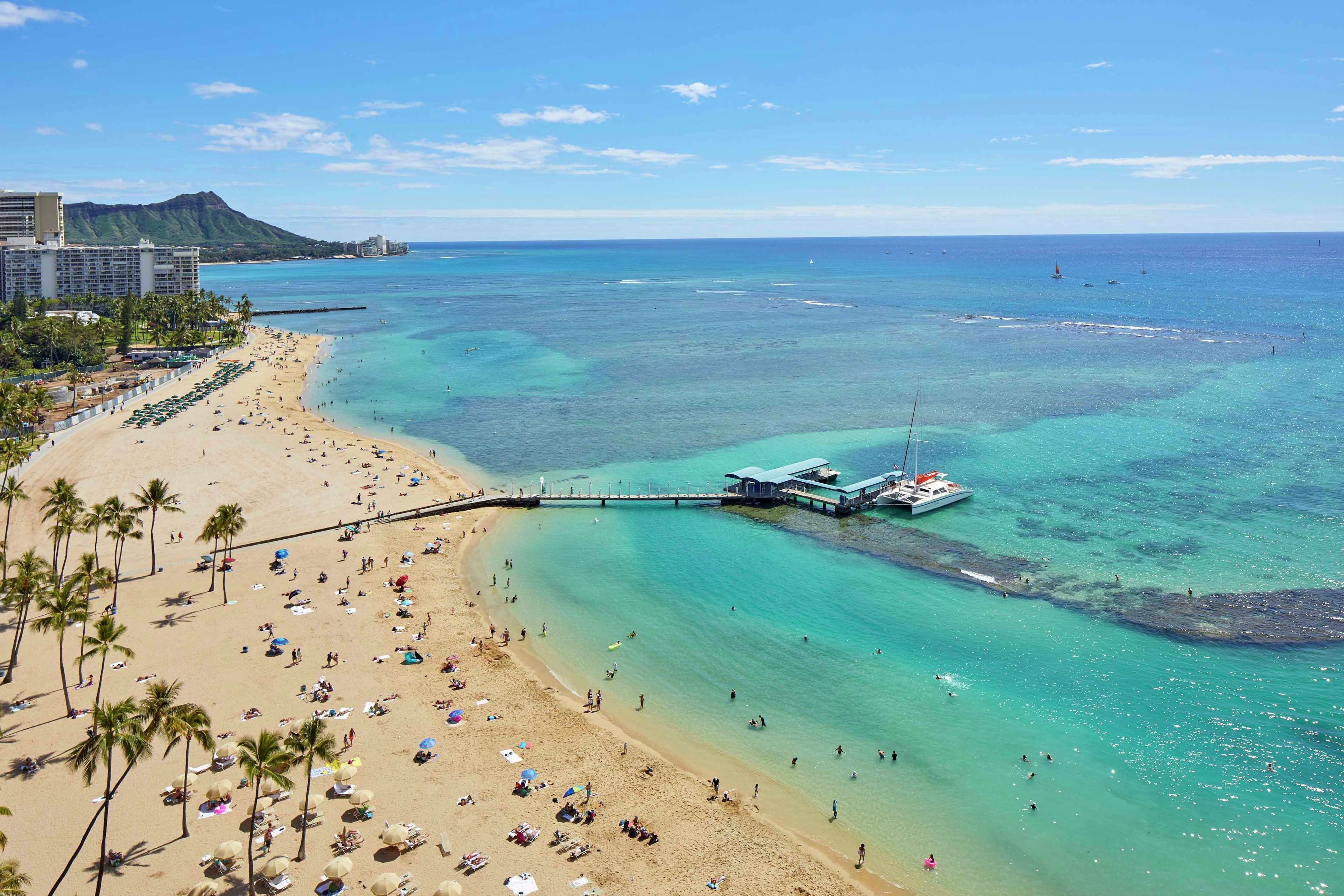 Hilton Hawaiian Village Waikiki Beach Resort Photo