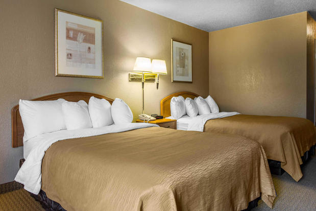 Images Quality Inn & Suites