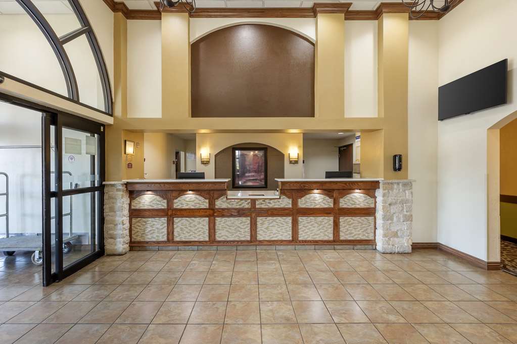 Best Western Plus Sikeston Image