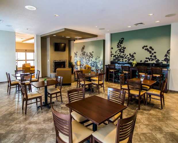 Images Sleep Inn & Suites & Conference Center