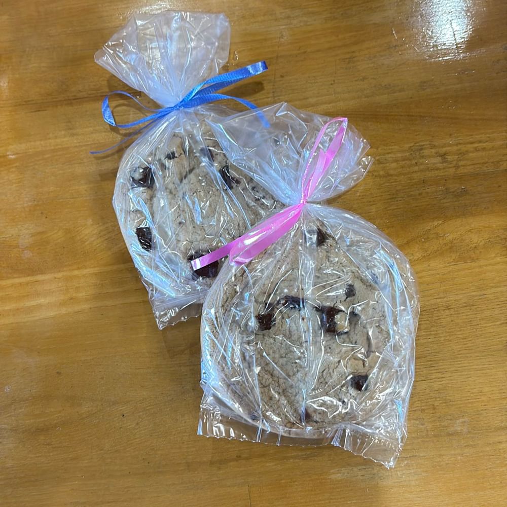 Chocolate Chip Cookie