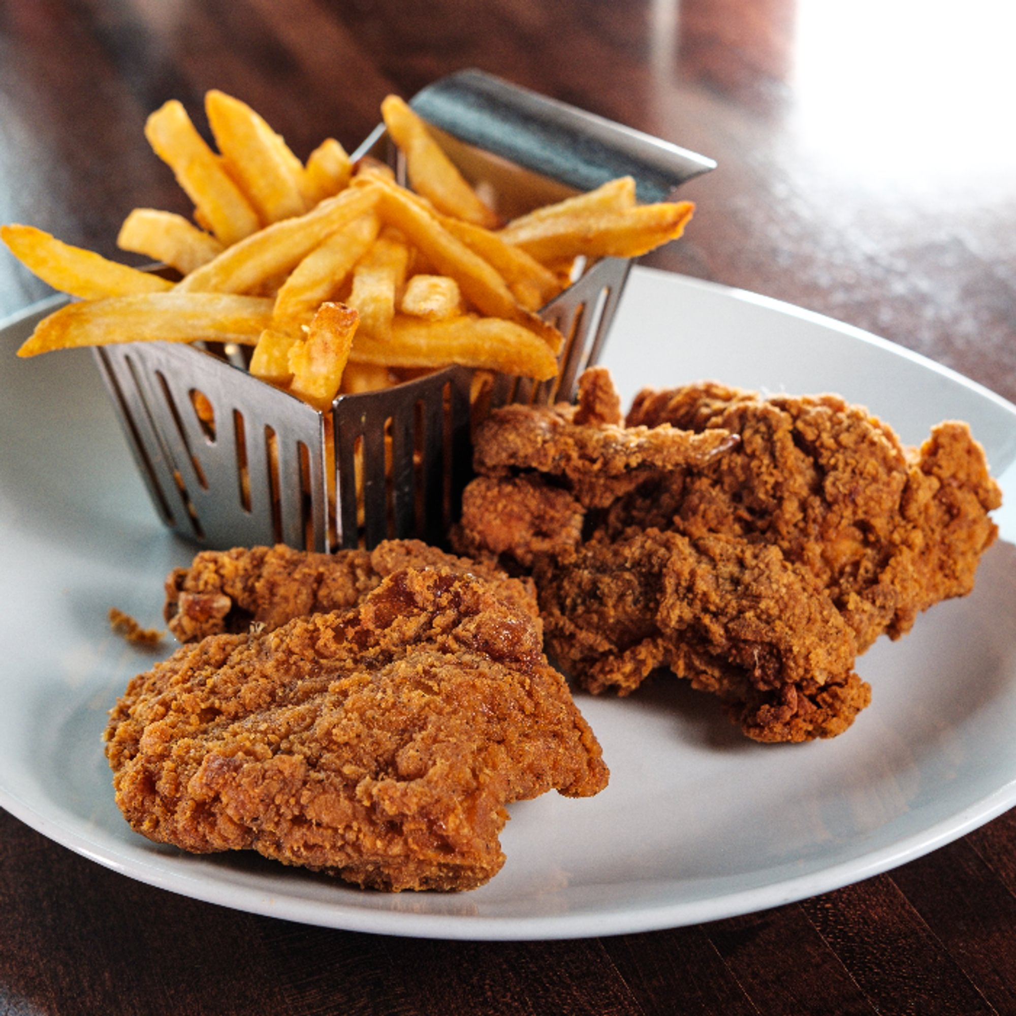 MAMA'S FRIED CHICKEN