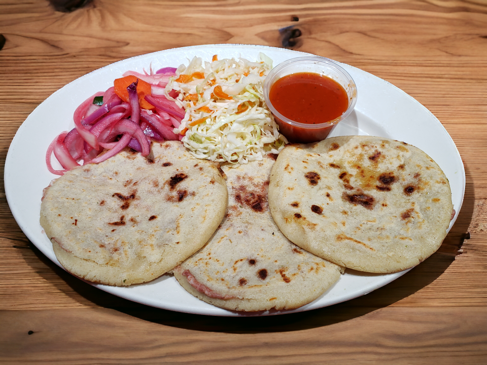 Pupusas Revueltas (3)