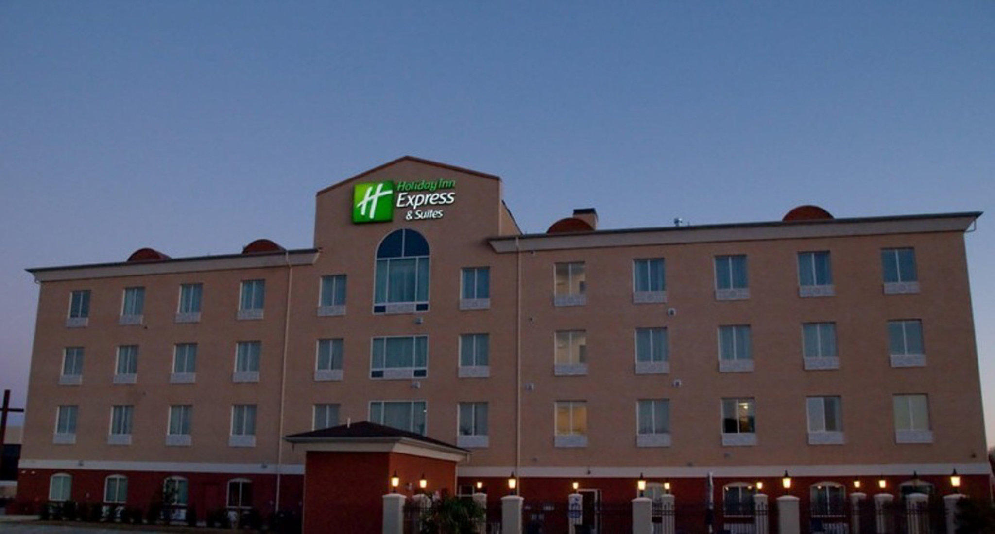 Holiday Inn Express & Suites Royse City - Rockwall Photo