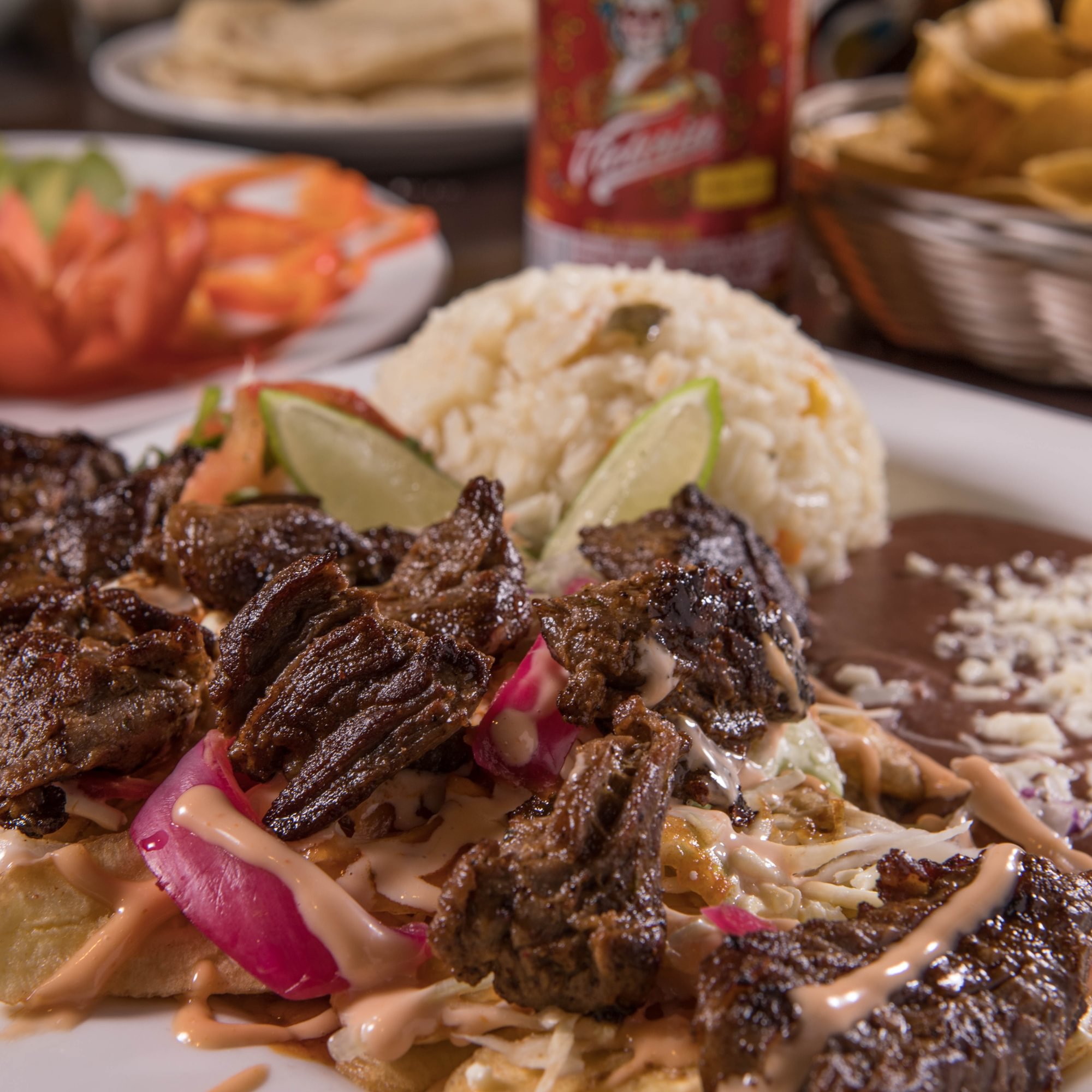 Carne Asada Hondureña Con Tajadas