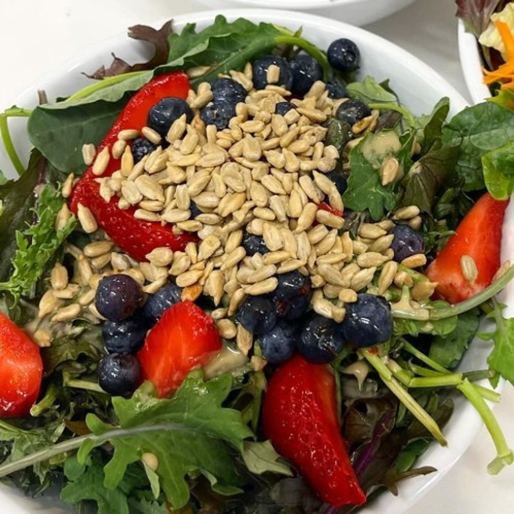 Kale-Berry Salad | GF