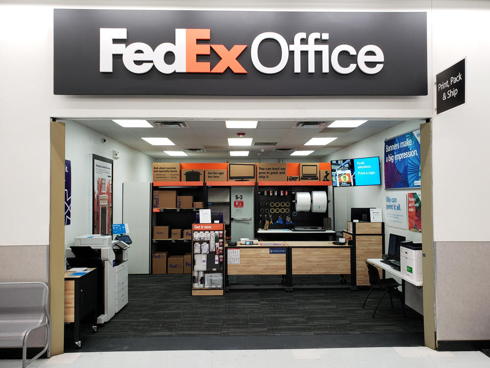 FedEx Office Print & Ship Center Photo