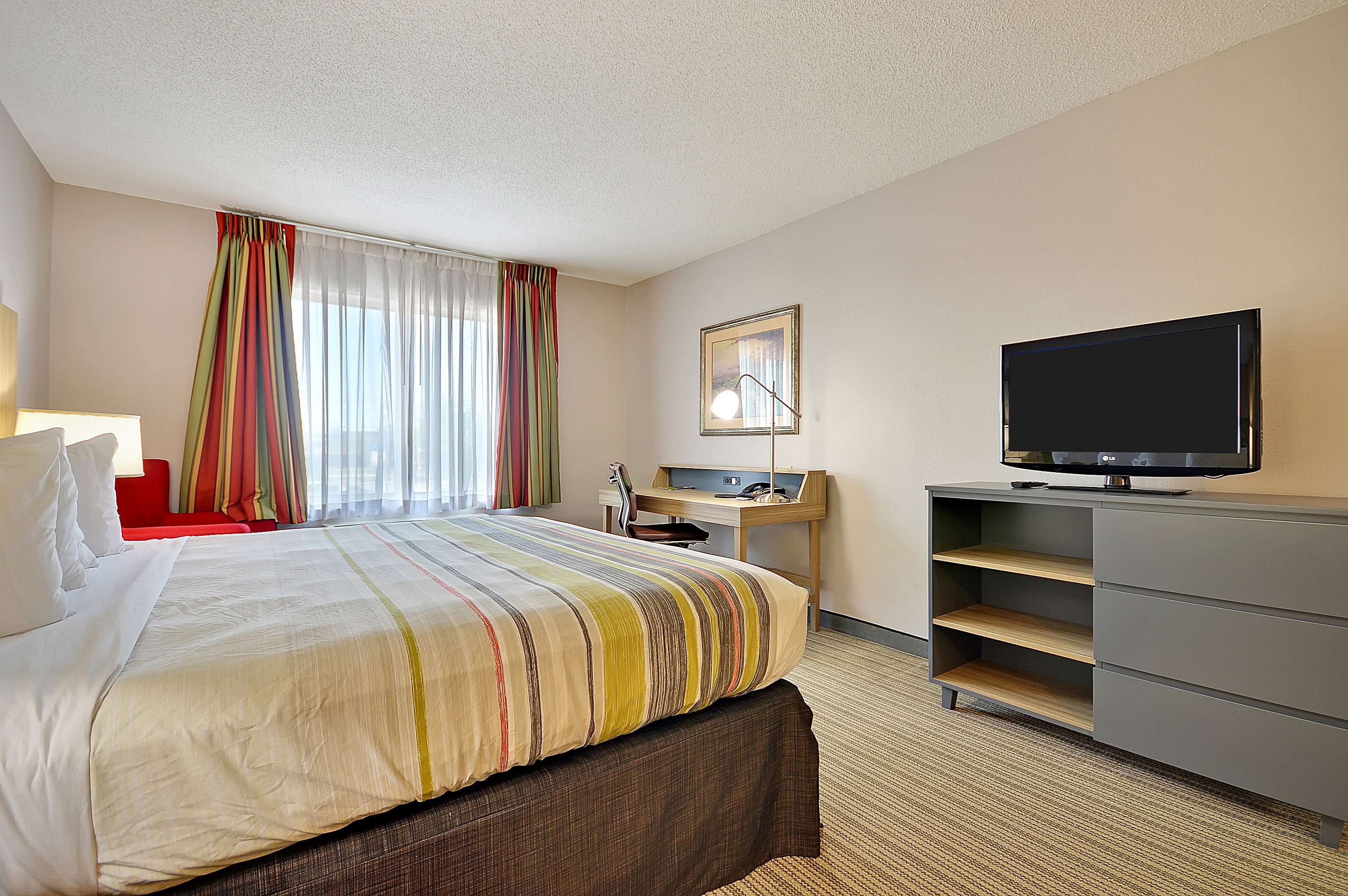 Country Inn & Suites by Radisson, Charleston North, SC Photo