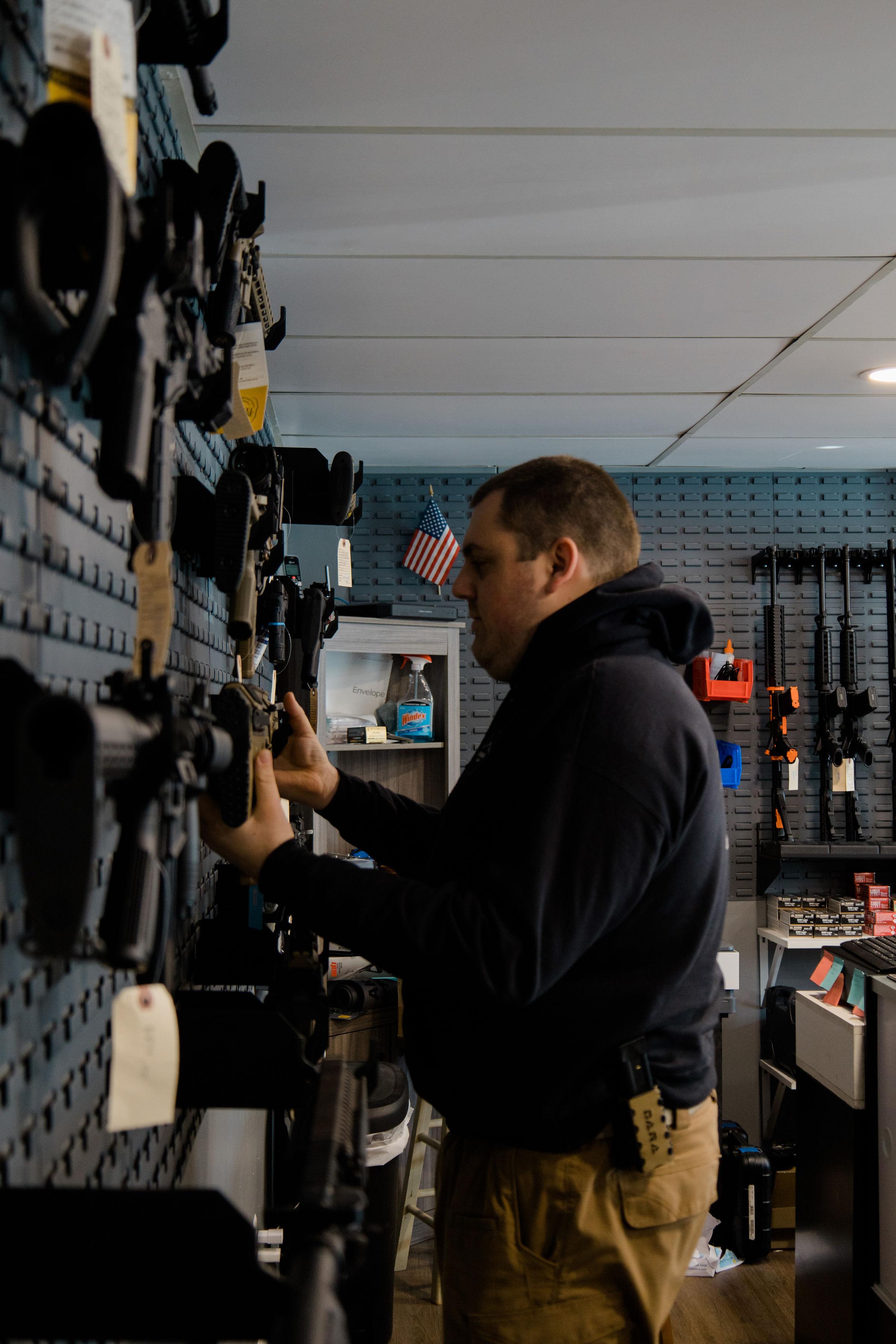 Dutch Mountain Armory - Gun Shop