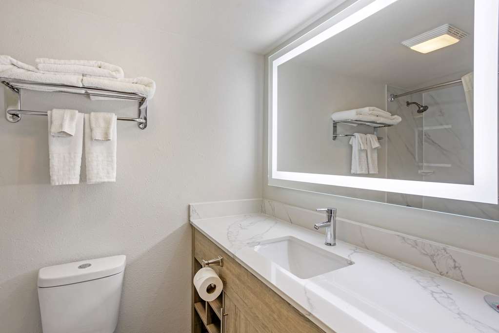 Best Western Westgate Inn Image