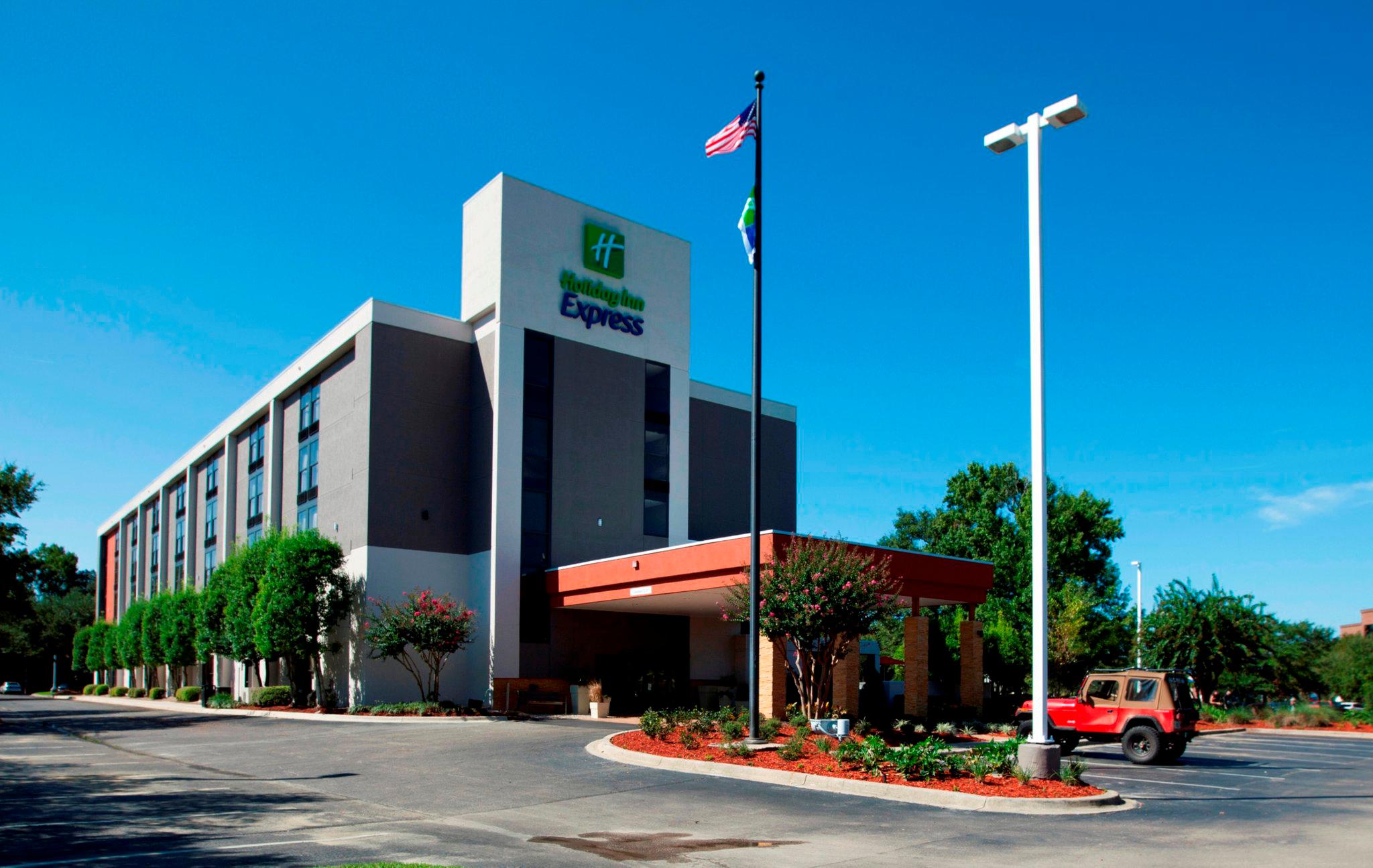 Holiday Inn Express Tallahassee - I-10 E Photo