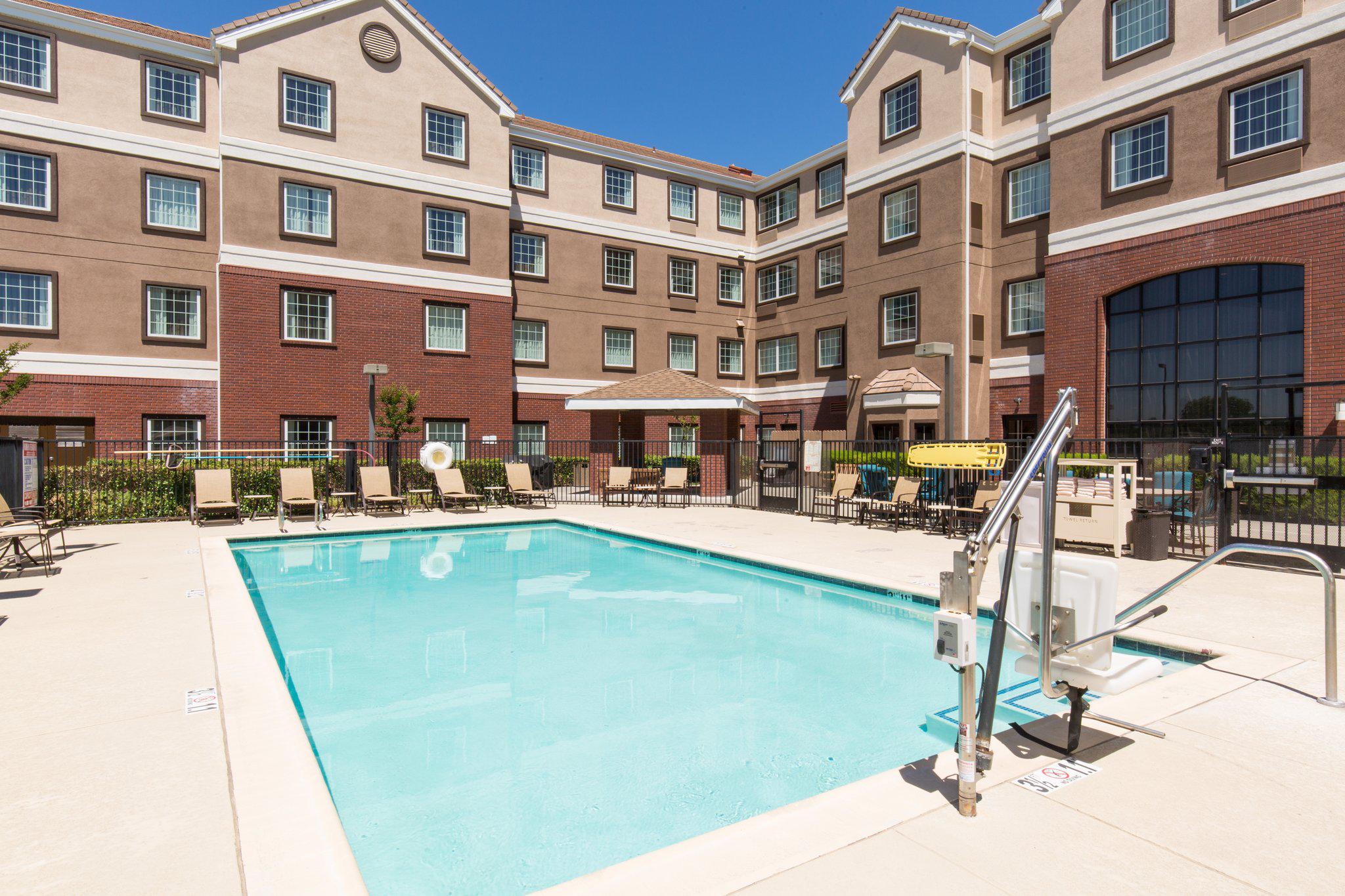 Staybridge Suites Sacramento Airport Natomas Photo