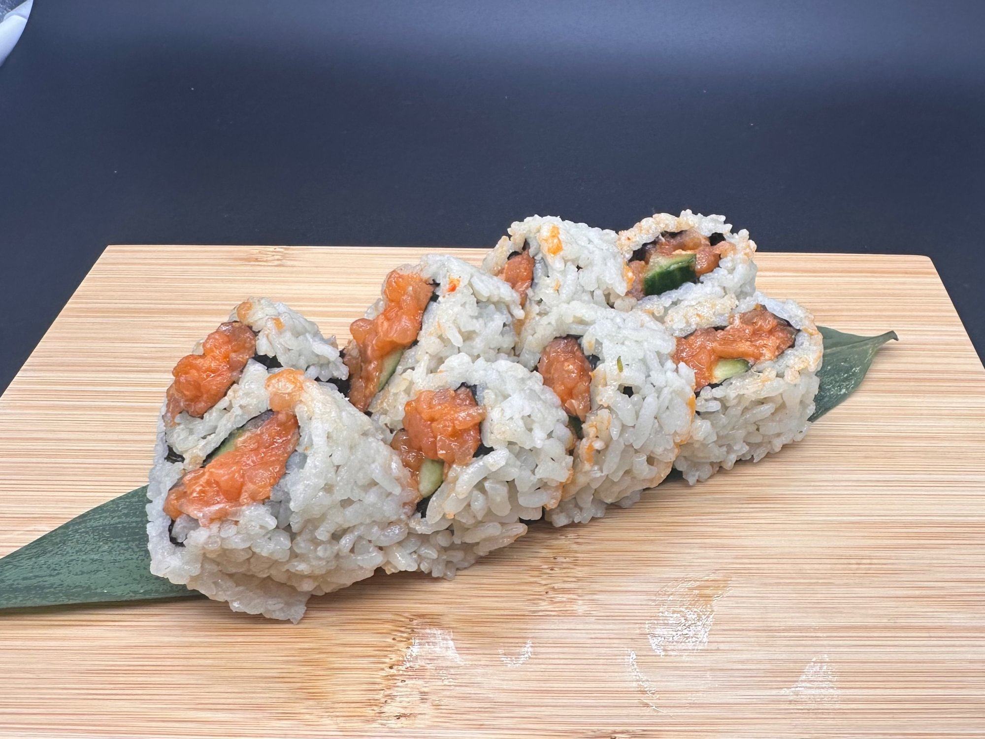 Spicy Salmon Roll