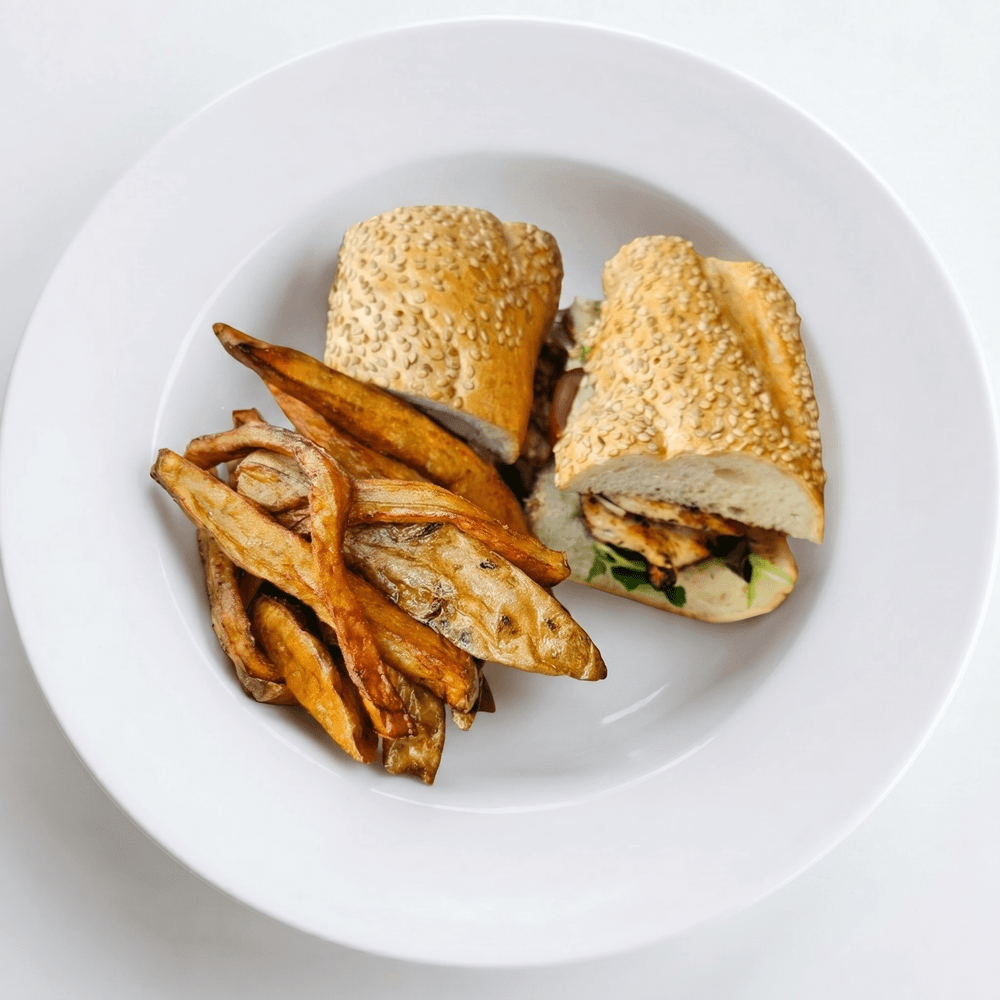 Grilled Chicken Sandwich Lunch