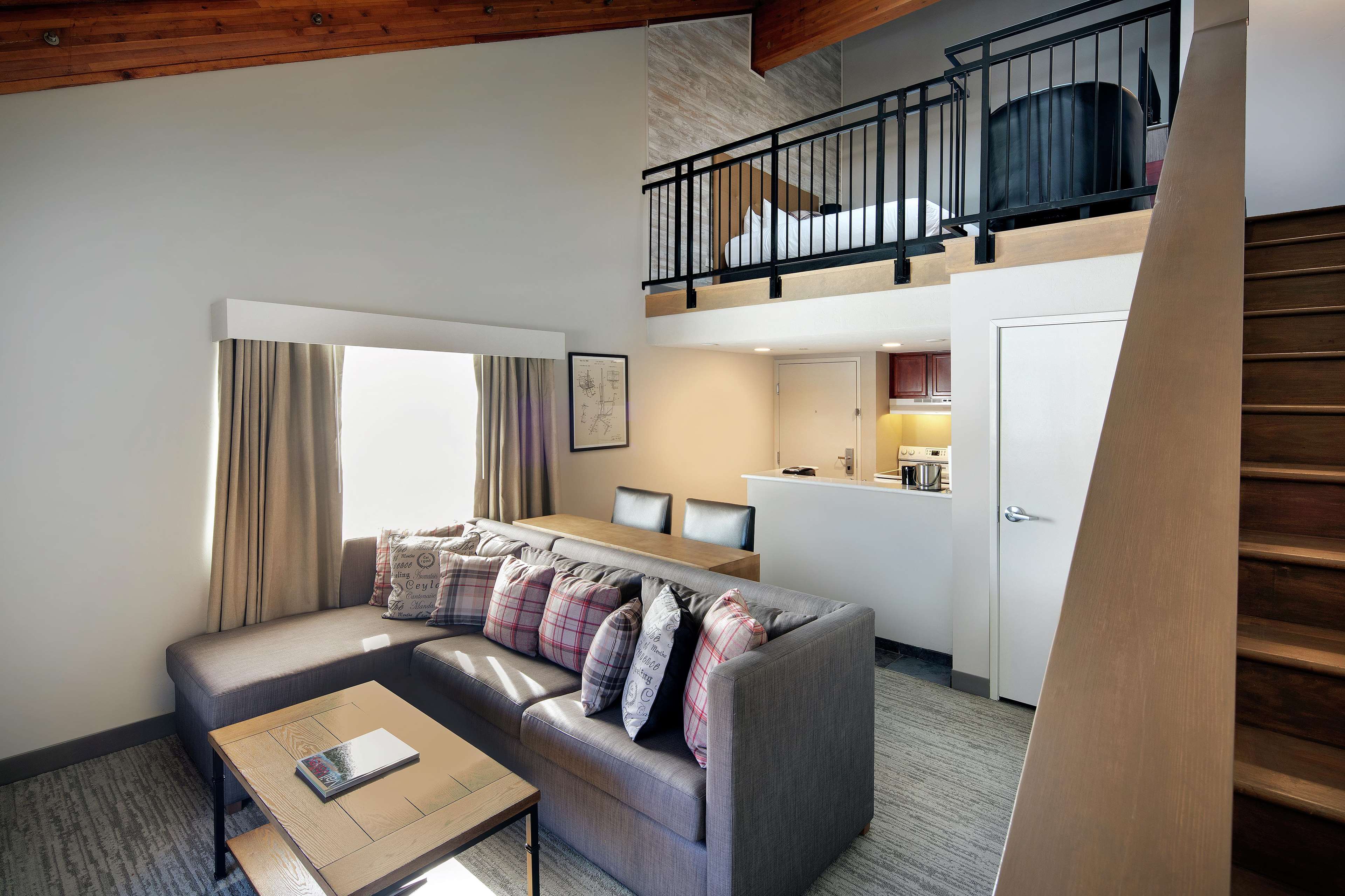 Highline Vail - a DoubleTree by Hilton Photo