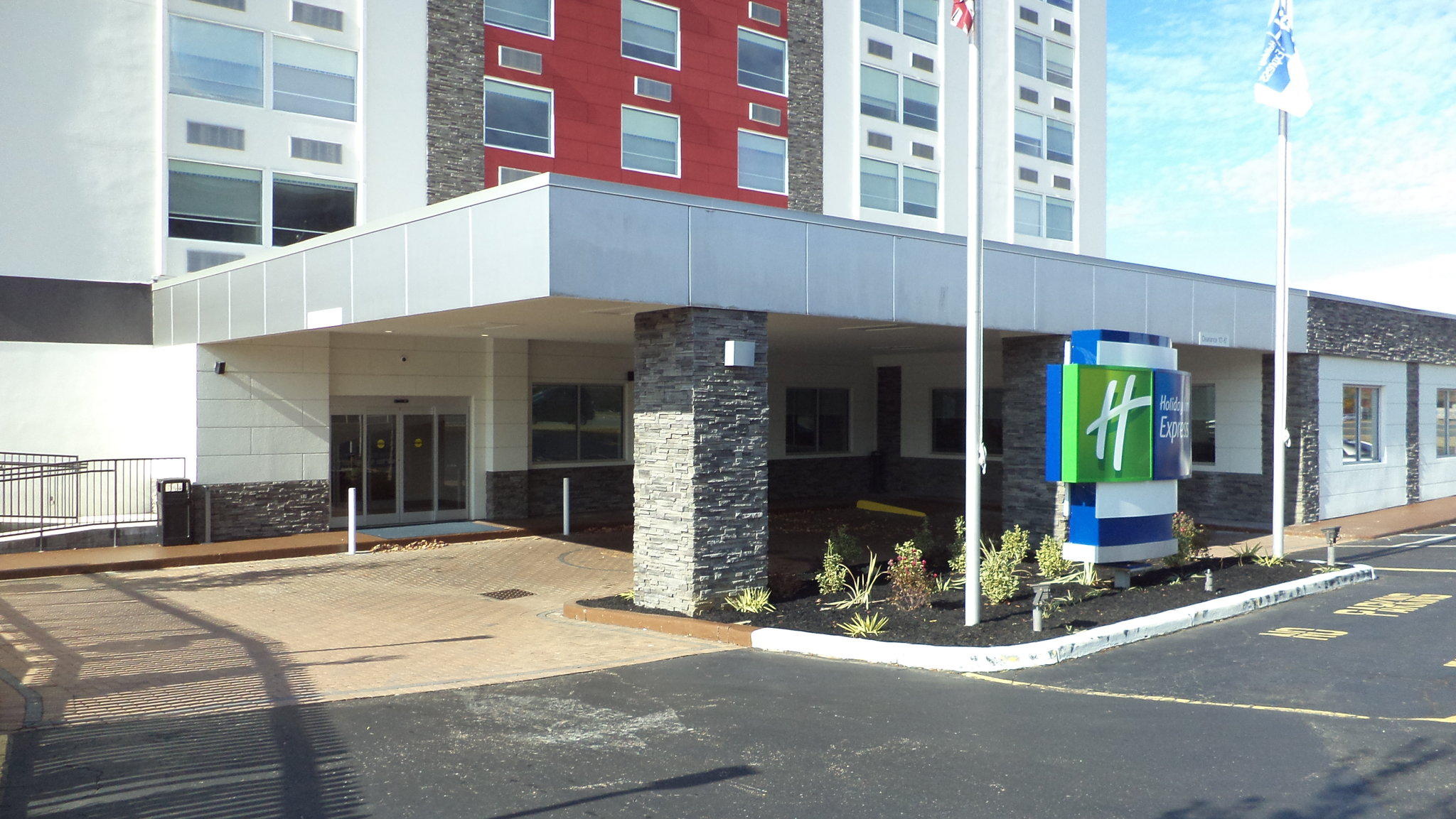 Holiday Inn Express Richmond - Midtown Photo