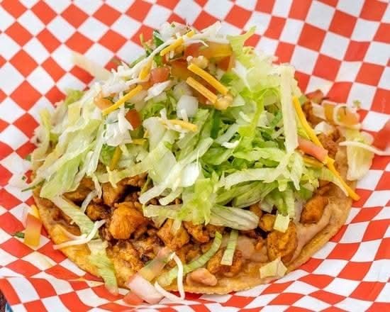 Pollo Asado Tostada