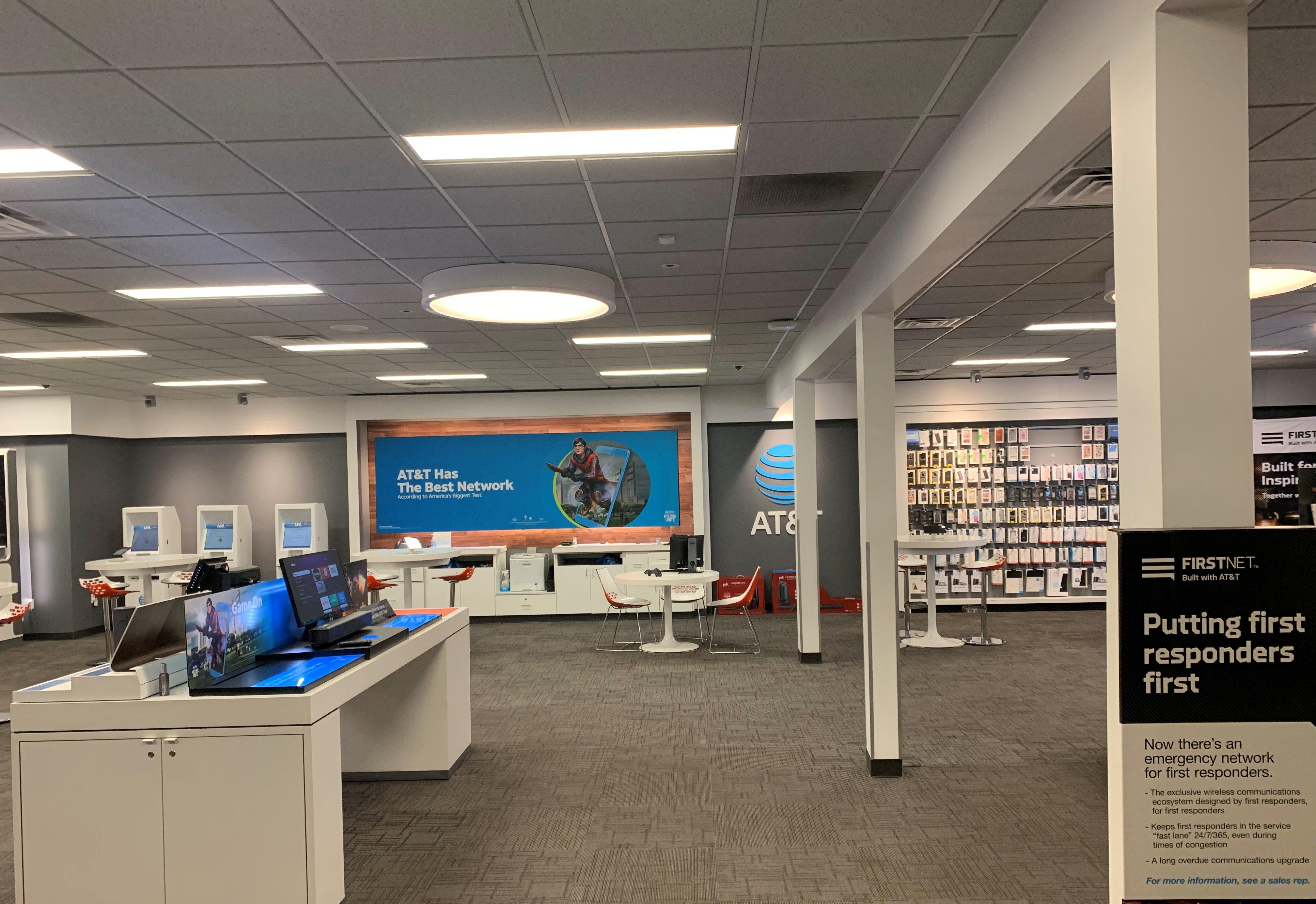 AT&T Store Photo