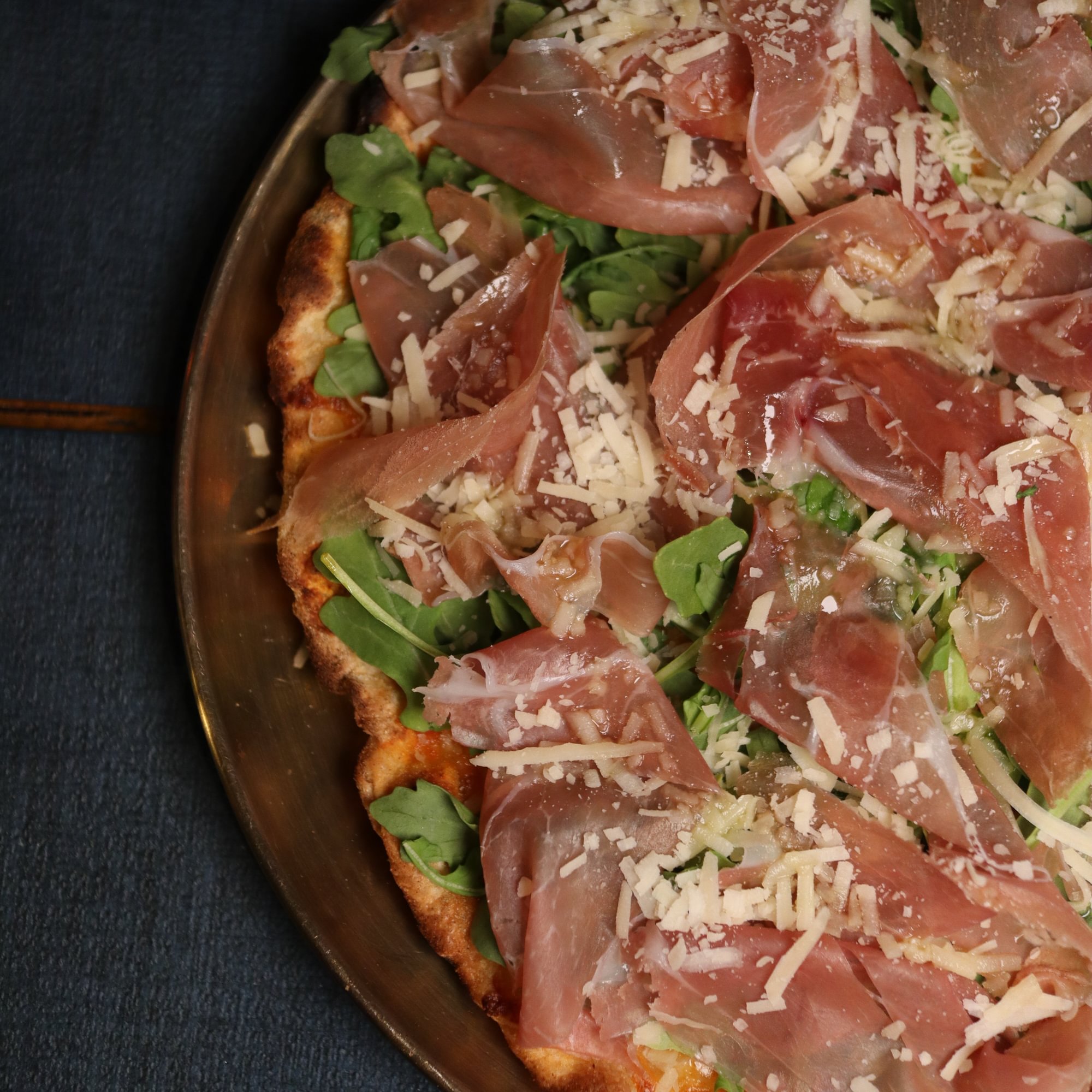 Arugula & Prosciutto Pizza