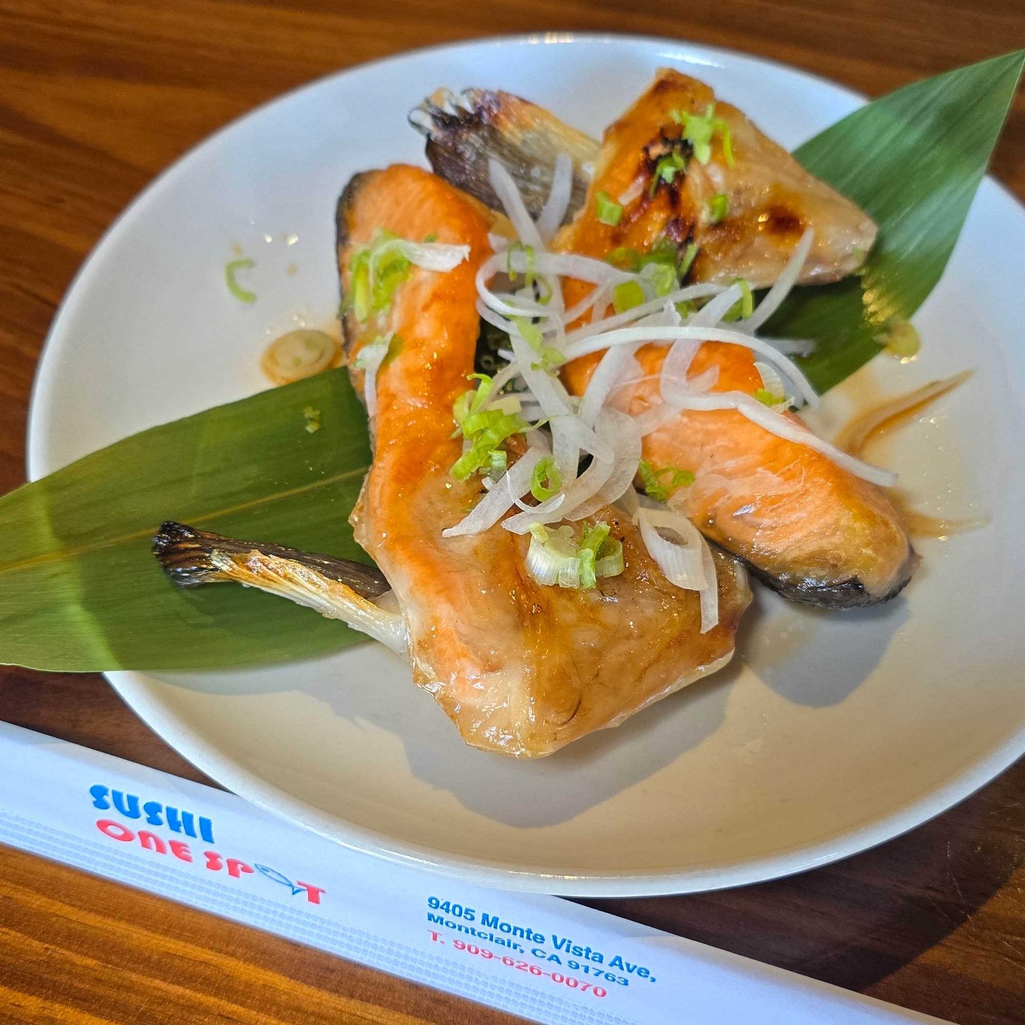 Salmon Collar