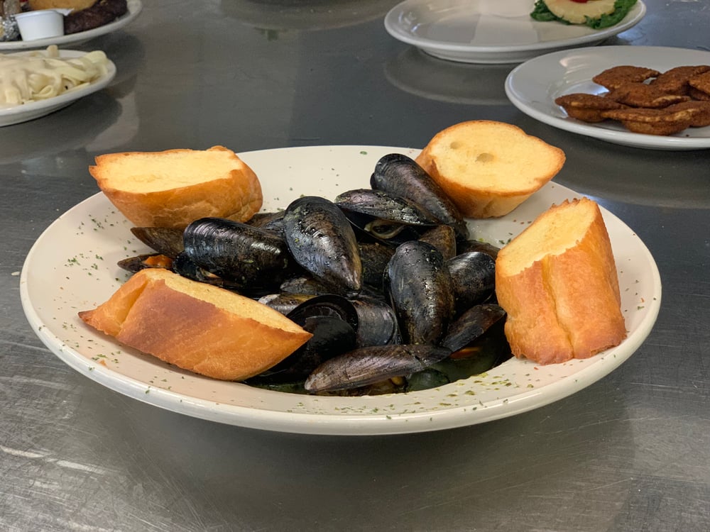 Steamed Mussels