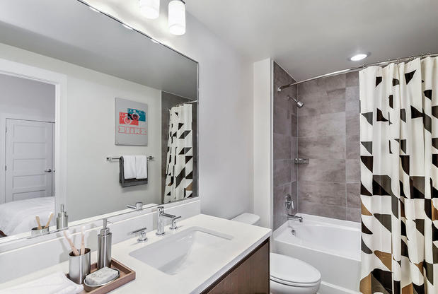 Images Camden NoMa Apartments
