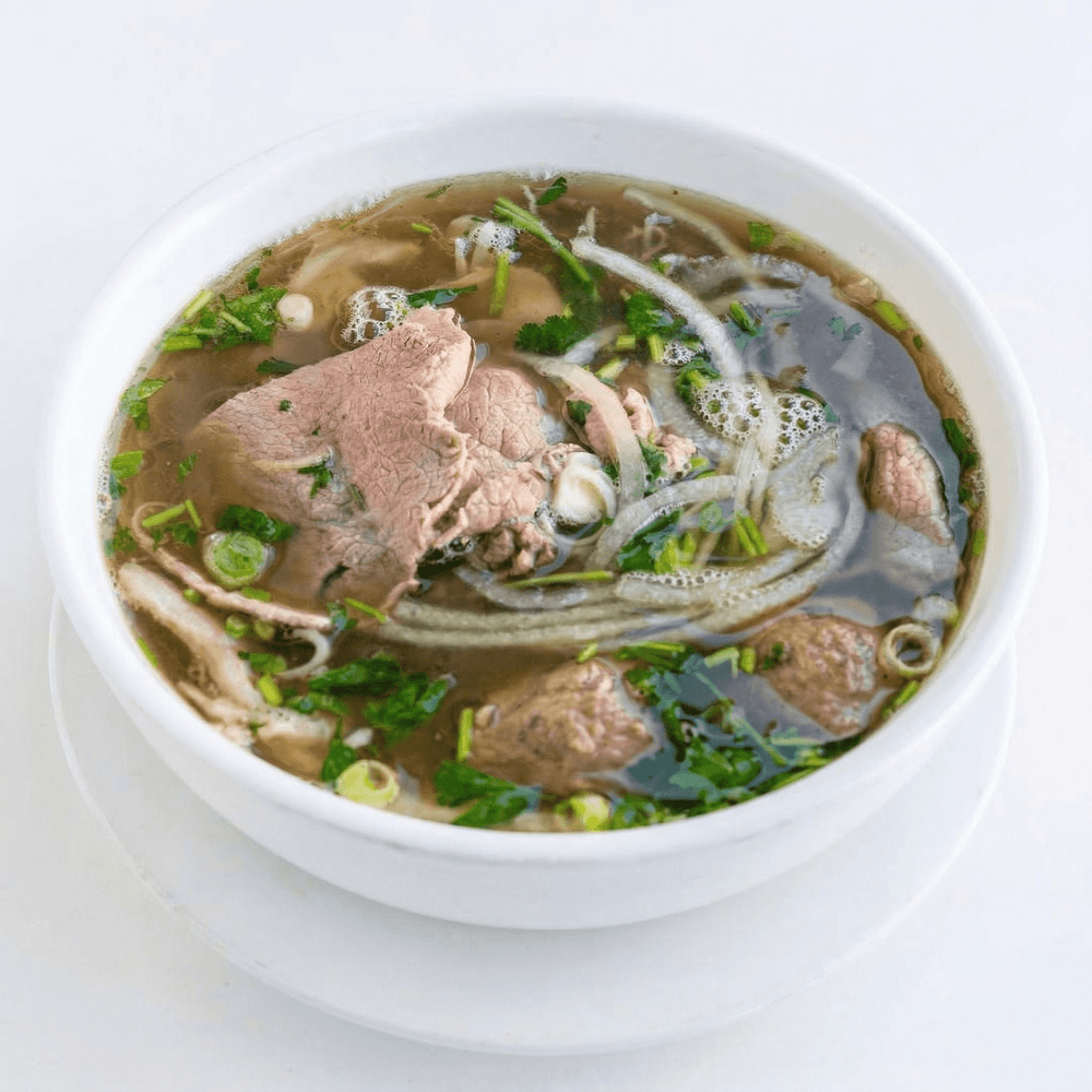 Tai, Chin, Nam, Gau Noodle Soup