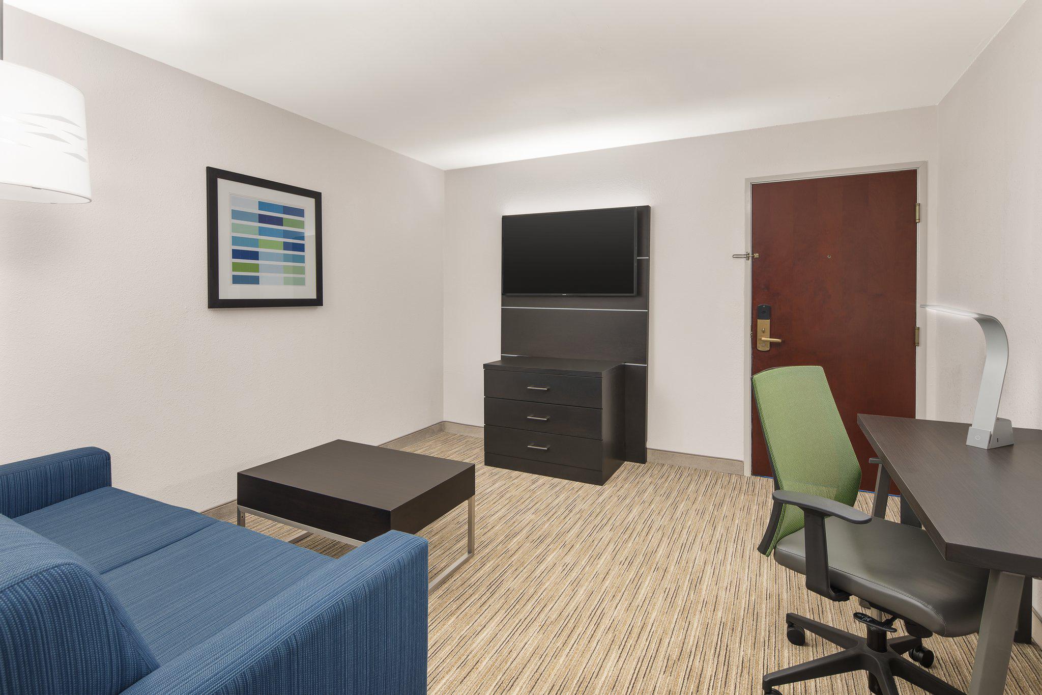 Holiday Inn Express & Suites Greenville-Spartanburg (Duncan) Photo