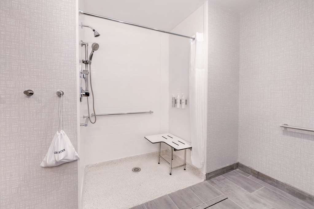 Hampton Inn Needles Image